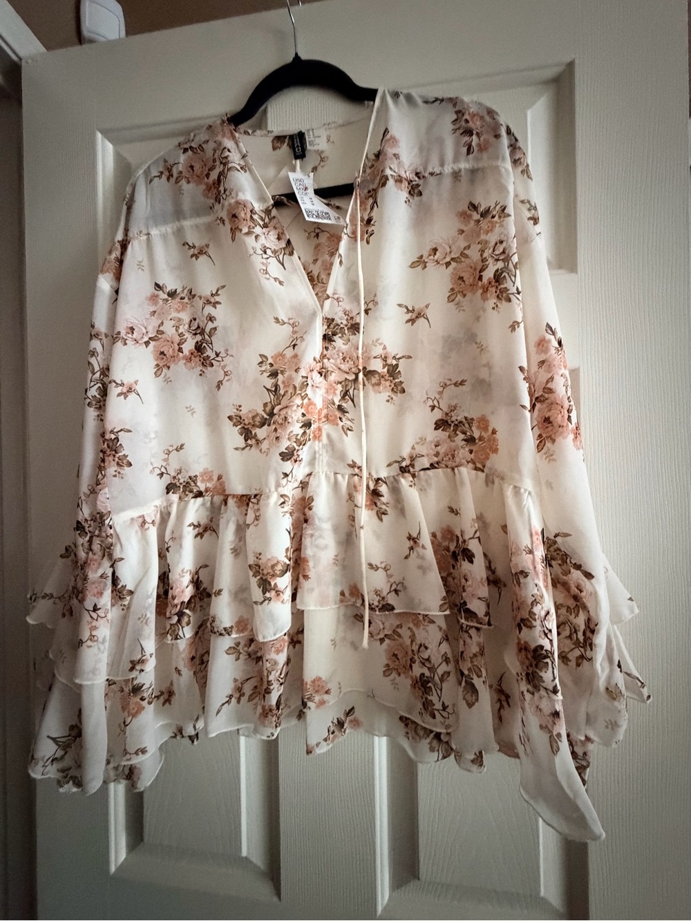 Divided Cream Floral Ruffle Peplum Blouse